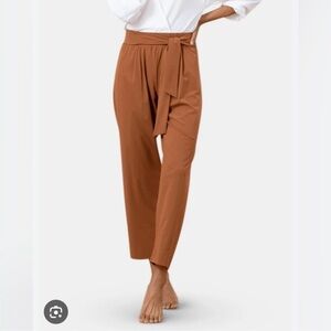 Aday Easy Days Tie Waist Pants in Almond Brown Size XS